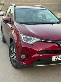 للبيع راف 4 موديل 2018 السيارة جديدة محرك وكير جديد حادثها فقط صندوك و...