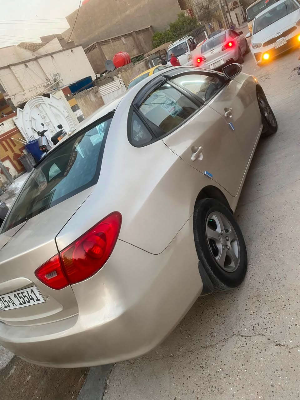 السلام عليكم شباب الانتره ٢٠٠٨محرك ٢٠٠٠لون ذهبي  بيها بس جاملغ ايسر مبدل ومصبوغه حزام جماليه محرك قبل ٣ايام شديته كير جديد صدر خلفي امامي تبريد تخم تاير حديد رقم أنبار نكليزي تحويل مباشر السعر ٨٥وبيها مجال   واذا اكو مراوس بتكسي جديده عادي راوس مكاني بغداد الدوره ***********
