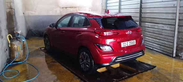 يا الله الحلوه للبيع قطعه جدا نظيفه حادث بسيط جدا 
كونا موديل 2023 رقم بغداد باسمي تحويل ثاني يوم ان شاءالله 
ماشيه ١٦٣ كيلومتر
سياره الكترك فقط
سياره جديده مواصفات فول يعني فول الفول شنو أبالك موجود بيه لمتدد 1/1فتحه تحكمات ستيرن كامره خلفيه عدادات دجتل كشنات كهرباء رادارات وتحديد مسار مودات قياده هاند بريك بصمه وبيه اهواي مواصفات بعد 
عارضها للبيع او المراوس حسب القناعه 
مكان الحلوه اديالى 
وحادثه بس قطعتين بابين فقط بدون شاصي ولا لغد ولا ايرباك ولا دواخل حادث بسيط 
والسياره شوفت عينكم مرتبه على آخر حبه بالعافيه على الي ياخذه مكانه اديالى 
وسعره مناسب 155 وبيه مجال ان شالله
***********
وهاي قناه التلي بيه اهواي سيارات معروضه للبيع 

https://t.me/ali1hhm
