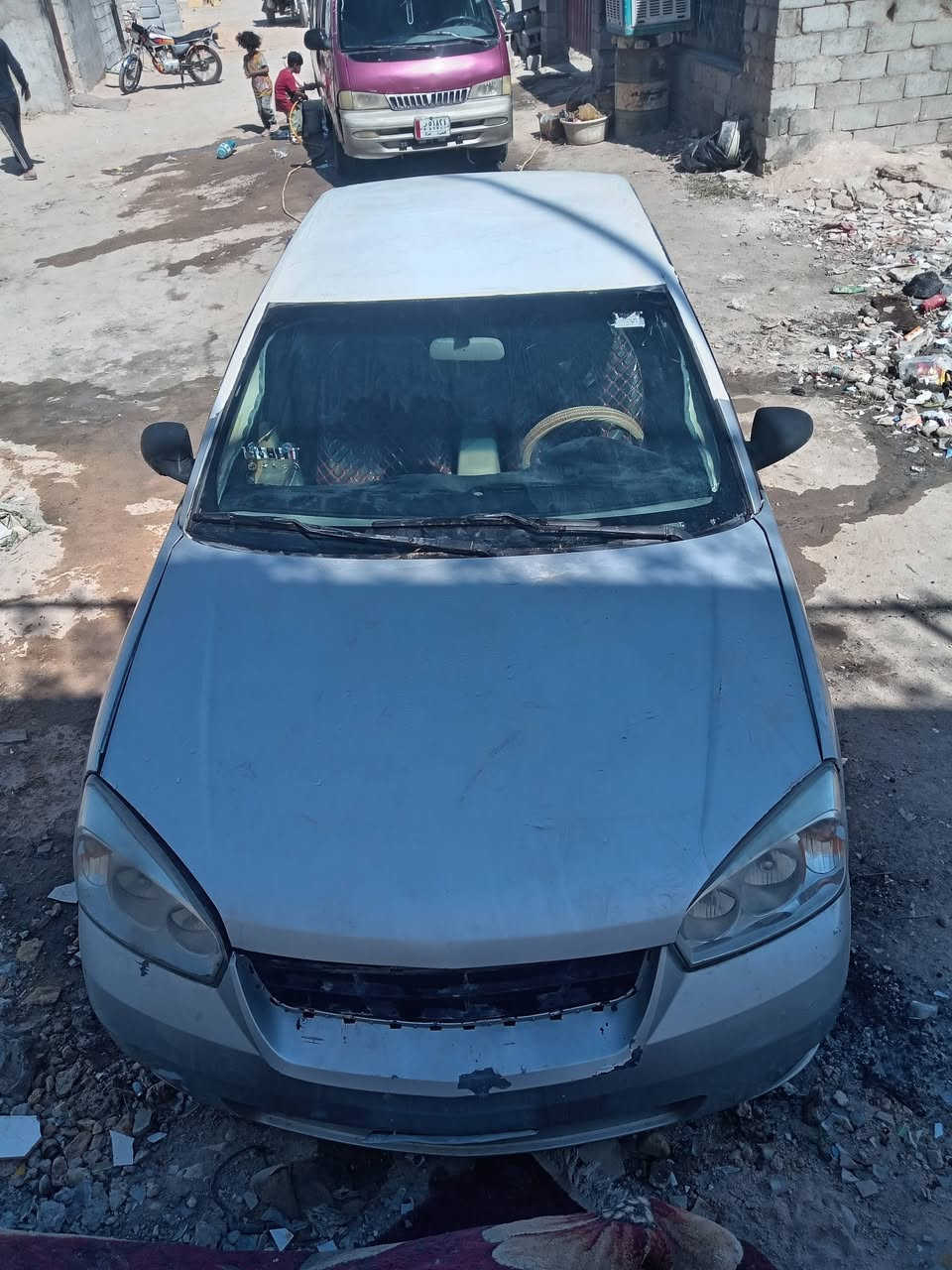 سلام عليكم سياره ماليبو امريكي رقم بغداد اصولي مداور ثاني يوم نقص بيها ابراص بل محرك وجامات الوره مديل 2006 السعر 25ورقه وبيها مجال ***********
