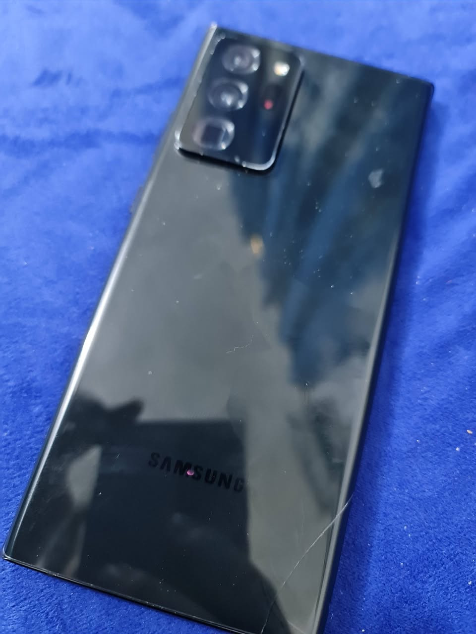 نوت20 لترا
سمسونك 
الذكره  256
العشوايه12
الون اسود
شرق اوسط
خطين
السعر 325
***********
المكان كربلاء
توصيل ماعندي
