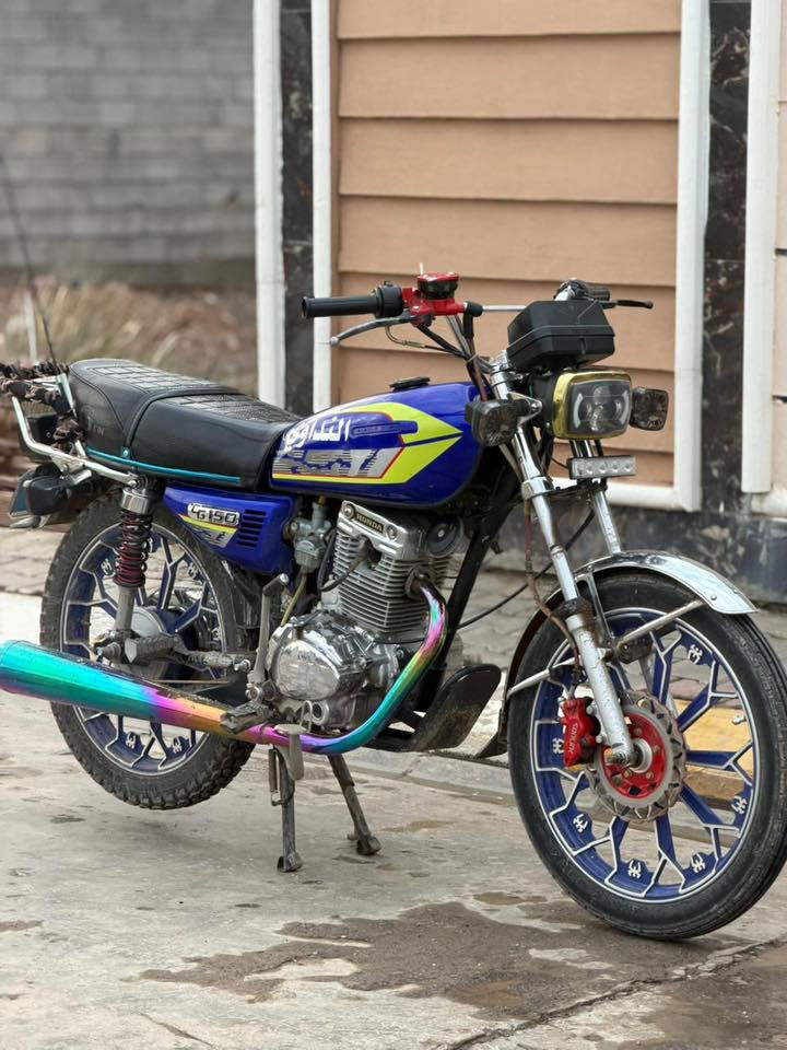 السلام عليكم سولنك للبيع موديل 2024 محرك 200 كهربائيات شغاله سلف شغال السعر 580 وبي مجال مكاني سعديه 
***********
