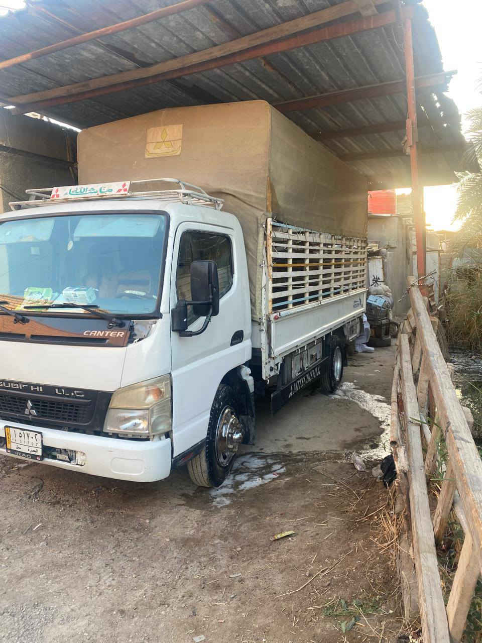 سلام عليكم البيع مديل 16بيه ضربه تكمه وباب صفحت سائق وباقي كفاله تخم تاير  رقم بصره بسمي سنويه 29   تبريد حداده جدد سياره كله شغله كهاربيات كله شغله من طوال الطول شاصي كفاله بكان سياره بصره كرمه سعر 175وببه مجال. شراي ينتصل وبلخدمه مايعجبه يعبر منشور واني بخدمته ***********
