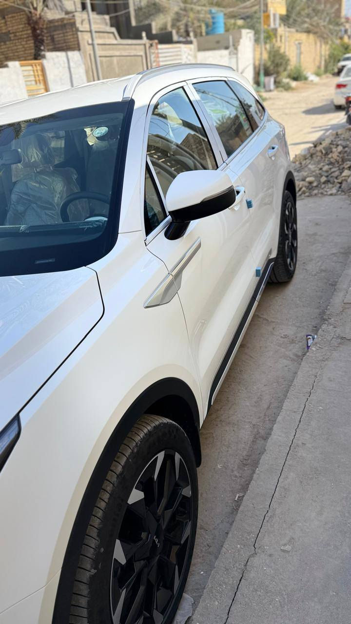 كيا سورنتو موديل ٢٥ رقم أربيل ماشيه 14500 مواصفات ٦سلندر ٧راكب سايد بريك بصمة حساسات اماميه وخلفية كشن كهربائي كامرة دواره السعر ٣٣٠ مع مجال قليل مكلف بالنشر للاستفسار الاتصال على الرقم ***********
