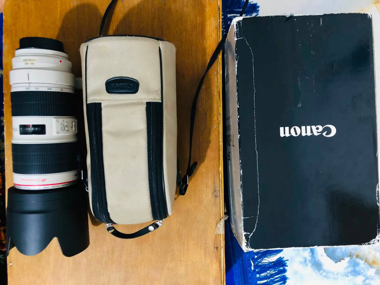للبيع
عدسة كانون 70-200 ، f2.8 دبل استبلايزر اصدار ثاني 

نضافه 100% استخدام بسيط مع كامل الملحقات جنطه وكارتون 

للاستفسار اكثر مراسلة الصفحه او الاتصال ***********
