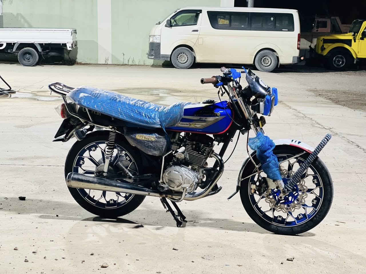 سلاوی خوای گەورە لەهەموو لایەک ئەم ماتورە بۆفرۆشتن نامی پرۆی هۆنزدایی200( 2025)ماڵکە پاکەو لۆکە ماشااللە وەسفی ناوێت هەموو گیانی بەشەرت تایەو ویل سپۆرت  بۆعەیب مەگەرێ گێچو کارەبایی هەموویی ئیشکات بێ عەیبە مەکینەو شانسیوو هەموویی بێ عەیبە ئەوراقی رەسمی لەگەڵە ساختە نییە هەرکێ مشتریە جەرەسکات چات کات لەخزمتیام مالی دۆستو هین ڕیی ئیشە مشتریش نیت ڕەحمەت خوات لێبێت خۆت خۆمیش ئزعاج مەکە مالیشم بشکێنی کەرامەتت ئەشکێنم ئەدمین گیان وەریگرە***********🌹♥️
