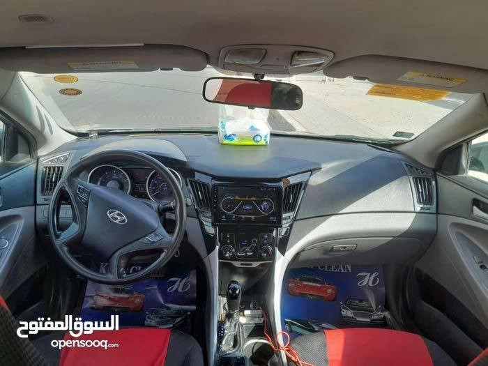 السلام عليكم سوناتا للبيع موديل 2011 مصبوغه
رقم بغداد بأسمي
السياره محرك كير تبريد ثلج خير من الله 
السيارة نظافتها كلش حلوة والسعر 83 بيع او مراوس  وبيها مجال والاستفسار اتصال على الرقم *********** بغداد, العراق
