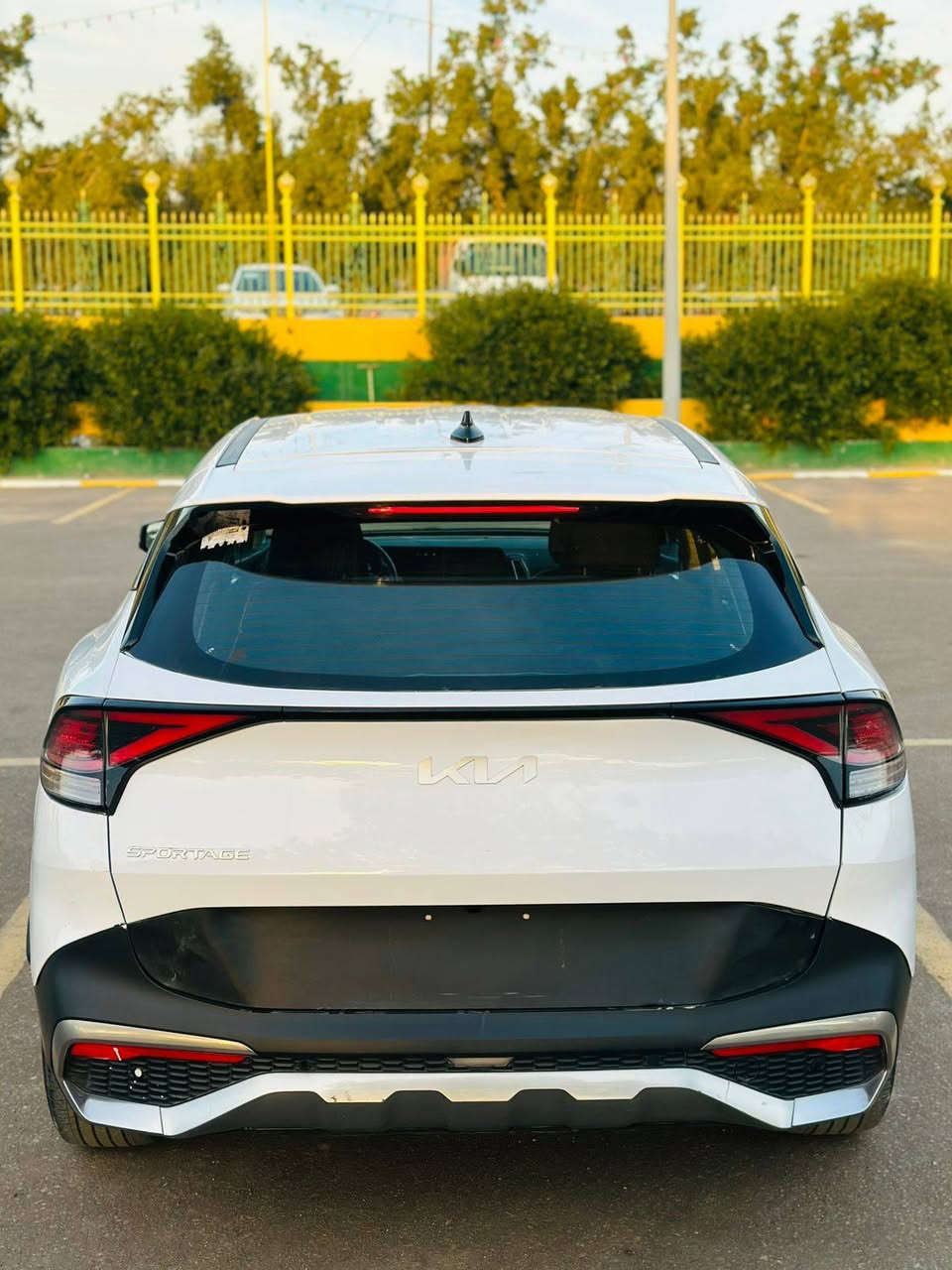 السلام عليكم سبورتج موديل 24 ماشيه 10الف موصفات فول عده الفتحه الون ابيض بدون ارباك تبديل جنطه فقط العنوان بابل الاتصال ***********
*********** السعر 200
