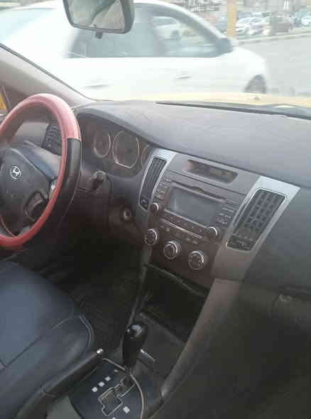 سلام عليكم سوناتا موديل 2009 وارد امريكي اثنين باب مبدلات من جهة عبري خلف مكينه 2400 رقم جديد مصفره هيه غرامات رقم نكليزي  سعر 85 بيه مجال أنا مكلف بنشر رقم صاحب سياره *********** بيه واتساب
