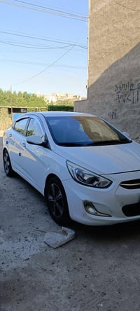 اكسنت ١٦ خليجي سيارة حلوة بيها جاملغات وحار بل تكملة عل كد شبر والباقي...