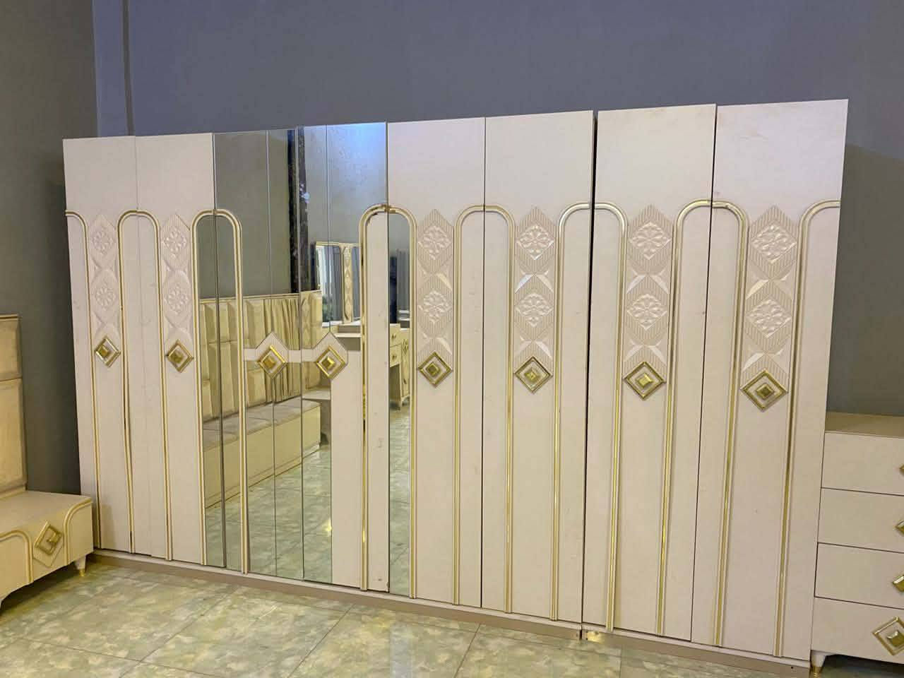 غرفه نوم تركي ١٠  قطعه نظام الأبواب كنتور مع ملحق ٣ متر ونص ٨ أبواب جديد مامستخدمه بسعر مناسب
٧٥٠ الف التصال خاص 
متوفره بالمعرض الذهبي للأثاث


**إذا كنت صاحب هذا الإعلان وتريد حذفه لأي سبب، رجاءا أرسل رسالة إلى الدعم الفني**