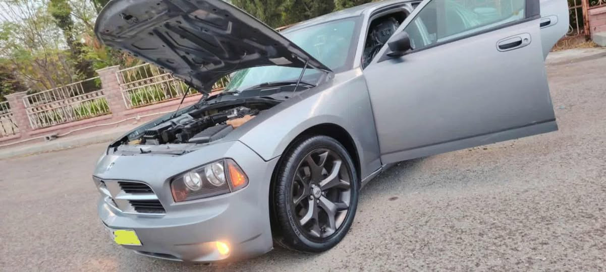 السلام عليكم جارجر دوج ٢٠٠٧موديل رقم شمالي هزه ونسويه جدد تحويل ثاني يوم مكينه ٣٠٥٠٠سياره جاهزه بيعه ٤قطع ٢صبغ٢تبديل تبريد تتفئه عنوانه بابل الكفل سعر ٩٠الاستفسار رقم ***********
