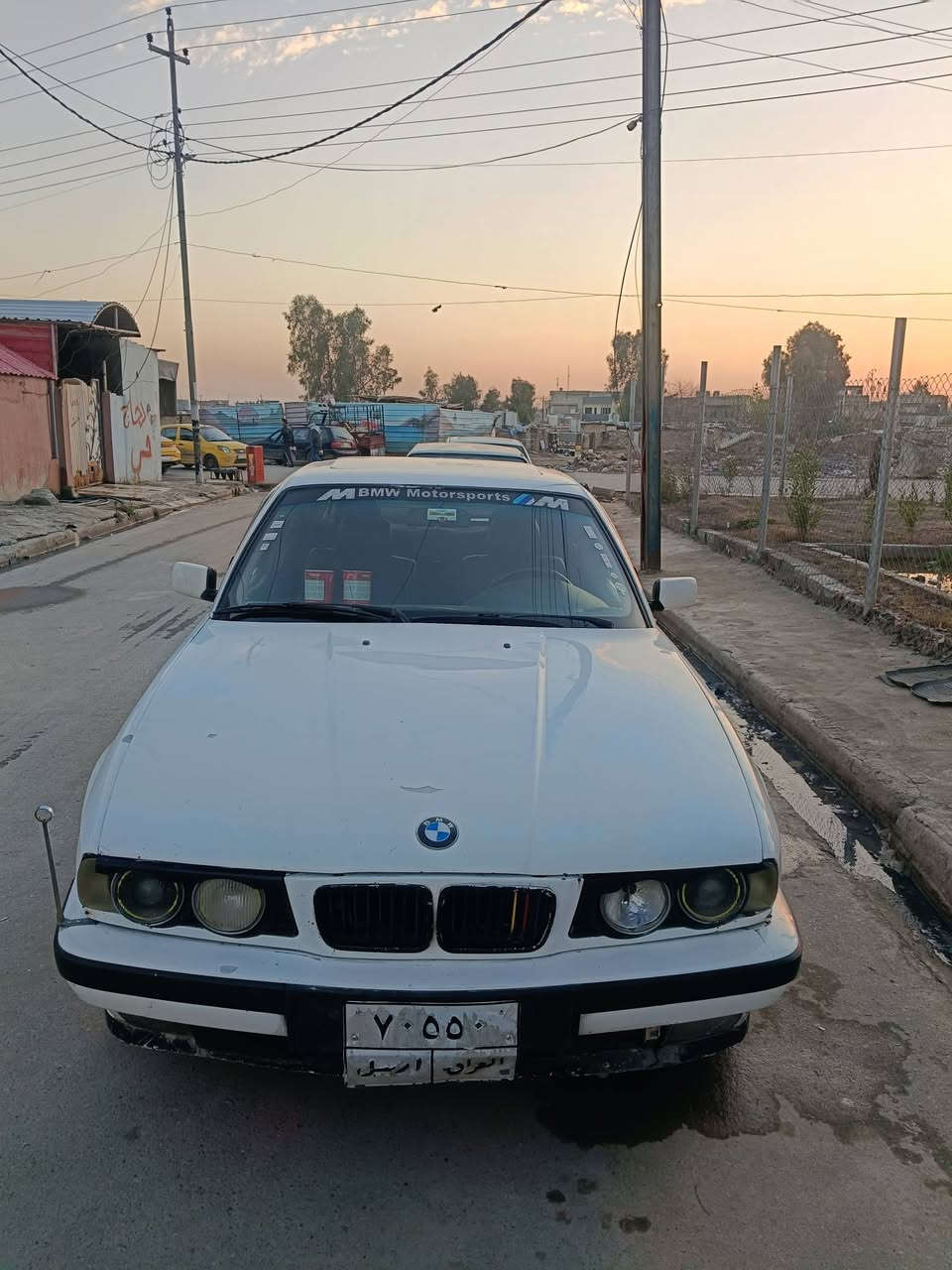 السلام عليكم بيئم موديل 92 محرك 525 كبس محرك بس بدايه صرف الكير توماتيك شرط صبغ عام جاملغات الورى بيهم معجون بس بدون حادث بصندوك جوم كهرب تنته رقم اربيل شرط التحويل والغرامات السعر 35 وبيها مجال العنوان موصل حي الانتصار تواصل ***********  ولا تسألني شبيها الشراي يجي يشوفها
