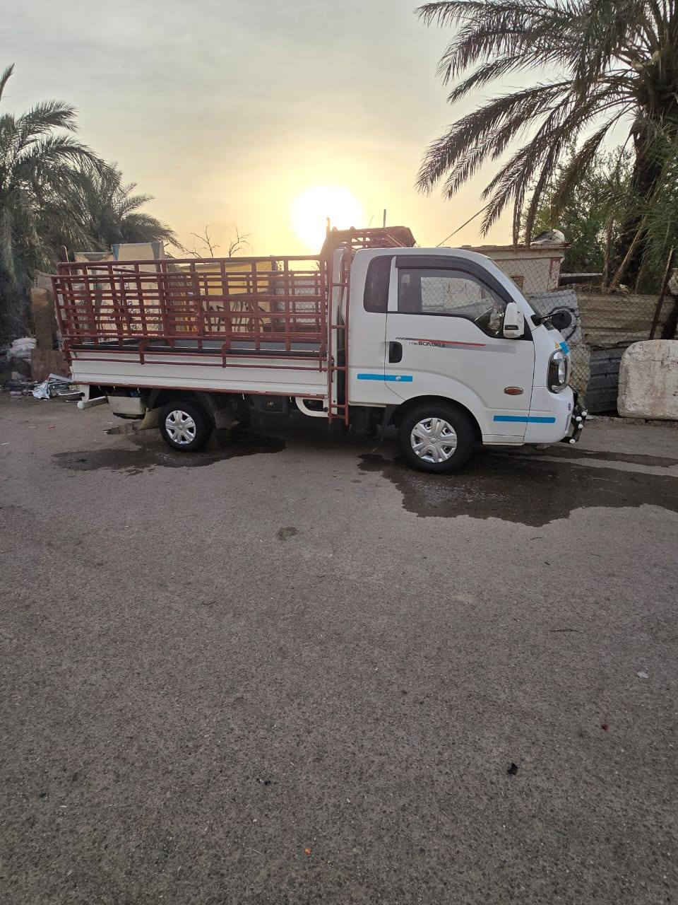 سلام عليكم  كيه مسكر دبلو للبيع 2022 مكفوله رقم بغداد بسمي مكلف بنشر  هاذه رقم صاحب سياره ***********
