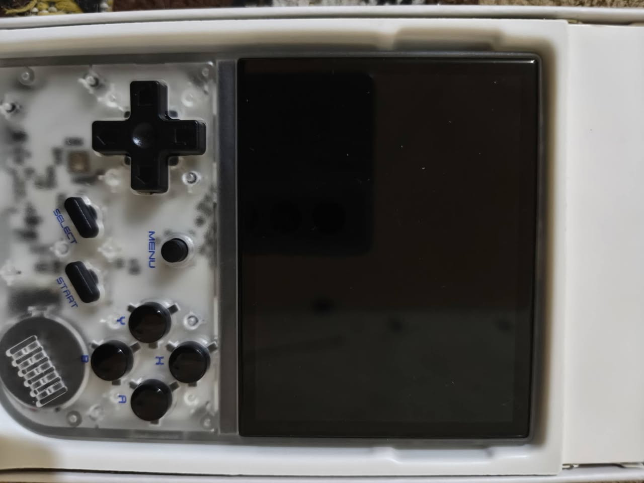 السلام عليكم 
ANBERNIC RG35XX 🎮
جهاز ألعاب ريترو محمول ، يشغل مجموعة كبيرة من الألعاب الكلاسيكية بسلاسة.
✔ شاشة واضحة ومريحة للعب
✔ بطارية جيدة
✔ جميع الأزرار تعمل بشكل طبيعي
✔ بطاقة ذاكرة موجودة ومجهزة بالألعاب بحجم 64 
✔ يأتي مع الكارتونة الأصلية وكيبل الشحن 
مناسب لمحبي ألعاب الزمن الجميل وأجهزة الألعاب المحمولة، والجهاز جاهز للاستخدام مباشرة.
📩 للاستفسار أو التفاصيل أكثر، راسلني على الخاص.


**إذا كنت صاحب هذا الإعلان وتريد حذفه لأي سبب، رجاءا أرسل رسالة إلى الدعم الفني**