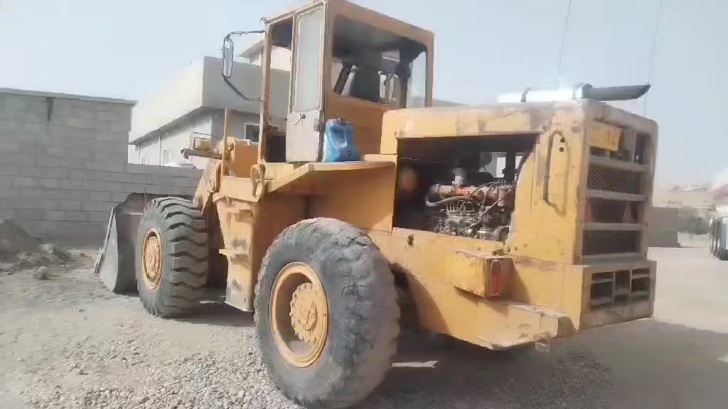 سلام عليكم شفر 70بي مديل 1986 رقم صلاح الدين رقم سنويه  خلصان بدون ضباره صحبو موجود كير محرك اكسن كلو شرط سعرو 155بي مجال مكاني سهل نينوى بعشيقه رقم مبايل *********** وتساب موجود
