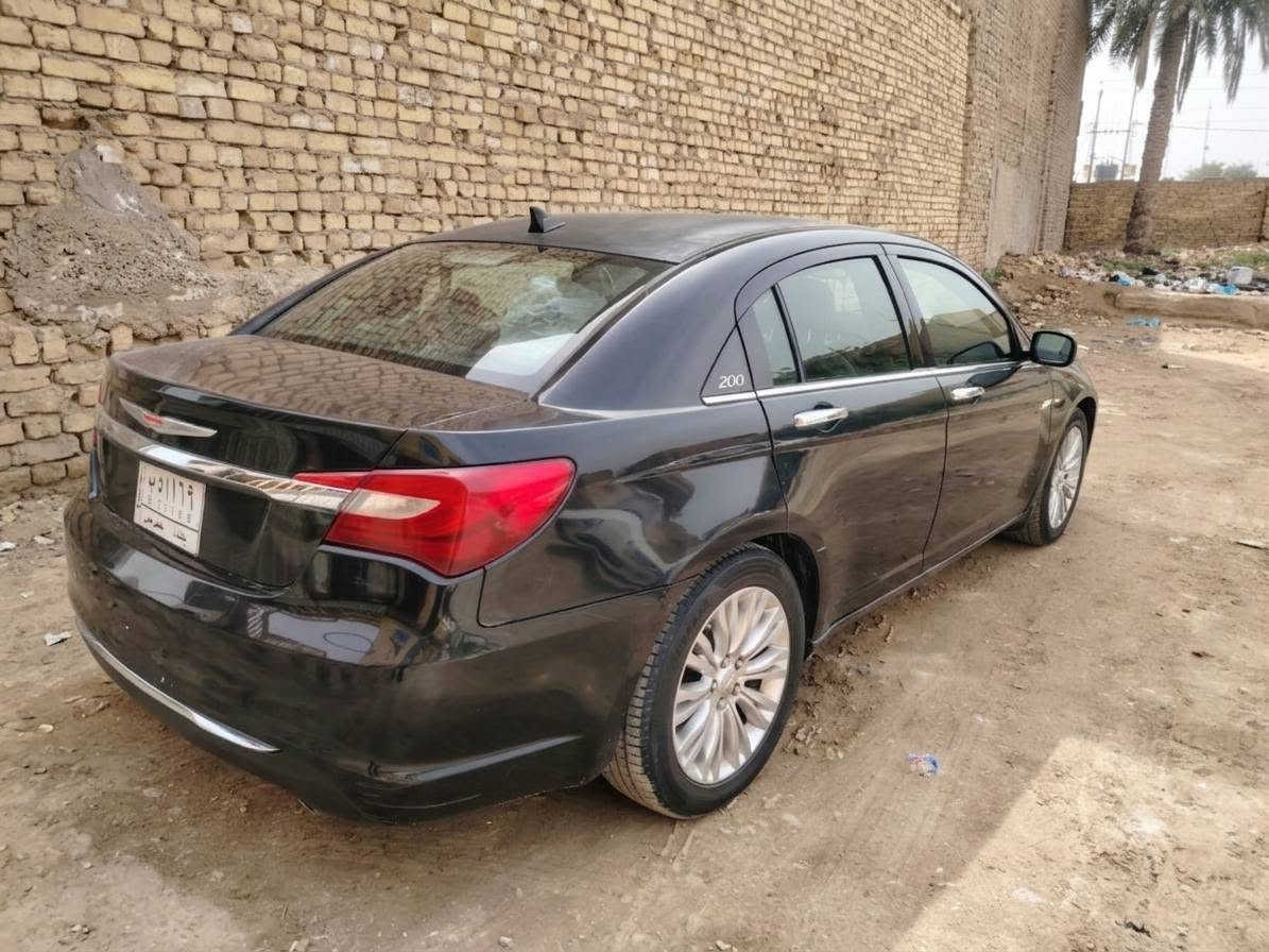 هيج تفاصيل بهيج سعر ماتلكه  أقسم بالله  c200 موديل 2013 مكينه 6 سلندر كلين كلين كلين كفاله عامه بيها شويه صبغ بل قماره للجمايه منضومه تبريد جديده براد مال كير جديد حداديه فول بنكات نوع عاصفه جدد شديتلها السعر 75 بيها مجال بسيط العنوان كربلاء المقدسة *********** الي عنده النترا تكسي او سوناتا تكسي او فورتي تكسي جاهز للمراوس مبدل بيهن قطع حوادث بدون دواخل عادي
