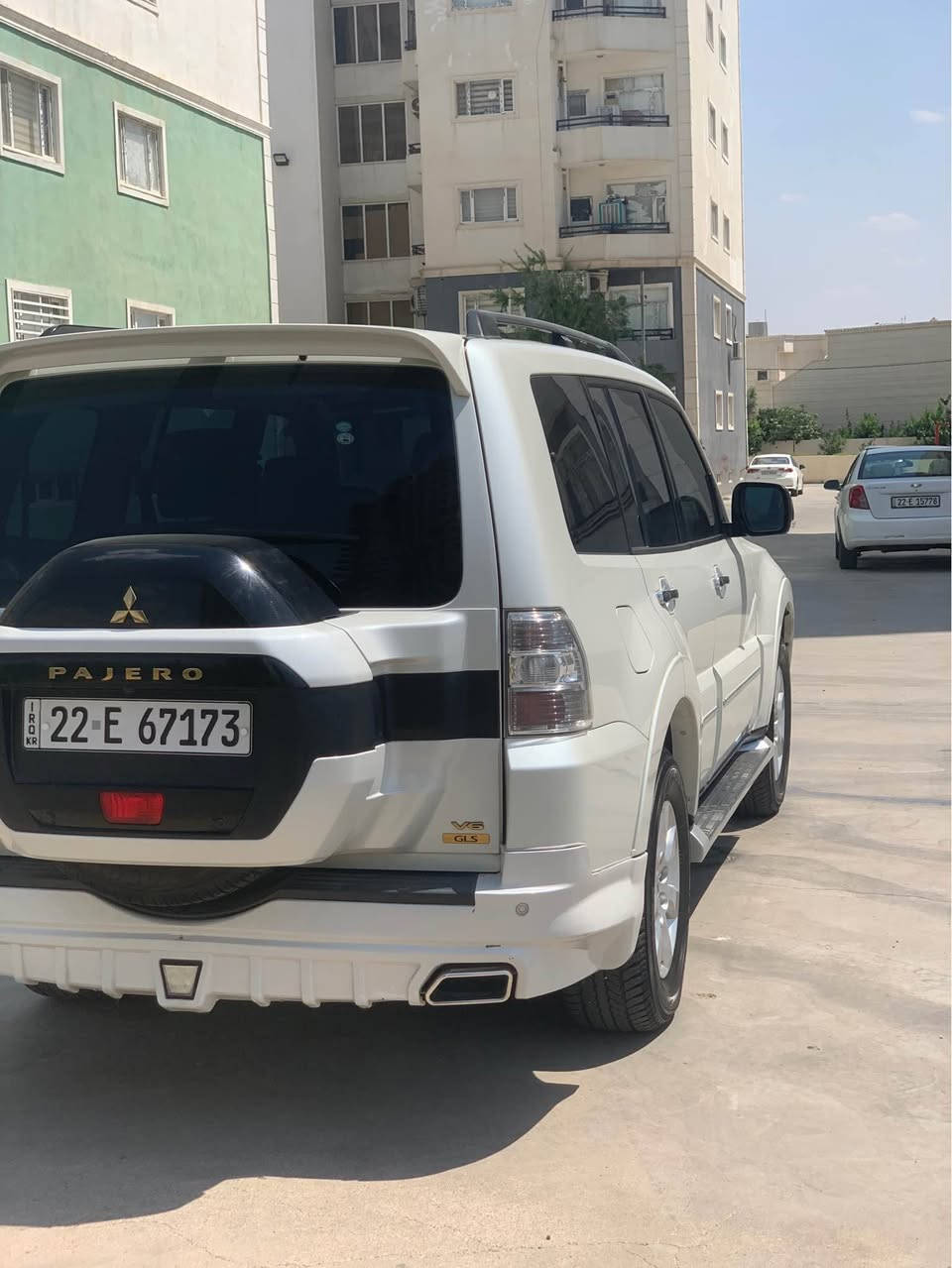 باجيرو 
موديل ٢٠١٨
شةريكة حبتول
فول مواسفات 
ماشي ٦٩ الف ماشي 
سيارة جديد مابي شي حتا دعاميات بشرت
سيارة بل اربيل 
رقمي ***********
مواسفات 
كوشن جلد كوشن كارباي 
١٢ سماعات أربيل, العراق
