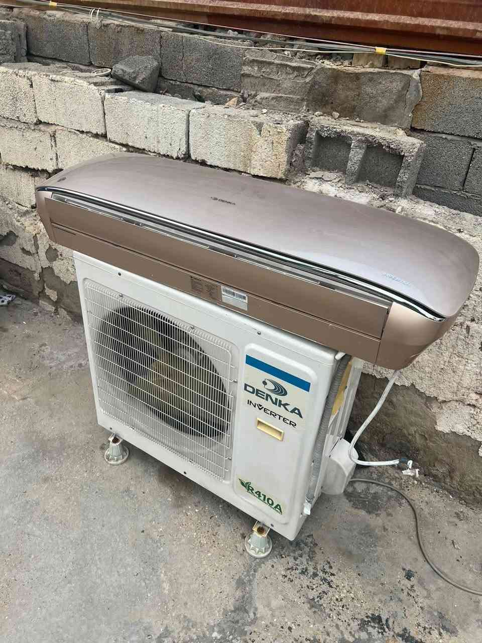 السلام عليكم عندي سبالت العدد2  واحد طنين LG انفيتر تحكم والثاني دنگة طنين وربع  انفيتر تحكم شغالات أي تصليح ما داخلات غاز مقفول وكاملات هنه وملحقاتهن سعرهن مليون وربع وبينهن مجال بسيط، مكان بغداد 
***********
