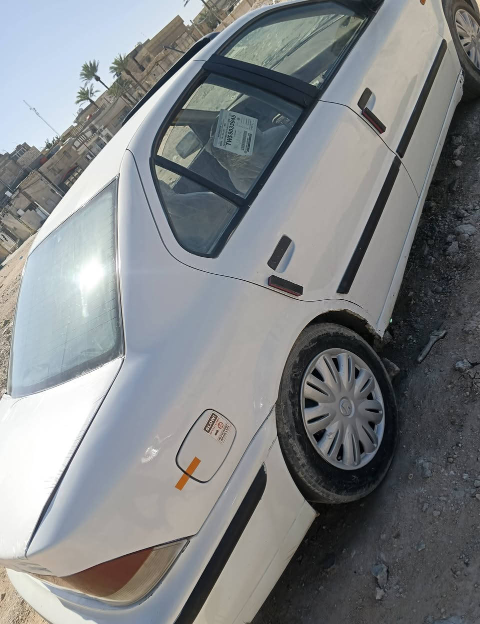 السلام عليكم
سمند ناطق 2011
كير محرك فرنسي كفاله
رقم بابل تحويل مباشر مكانهه كربلاء 
الباب الورة السايق مبدل وجاملغ الخلفي راجع
كشر نضيف غرفه جديده
السعر 28 وبيهه مجال بسيط
***********
