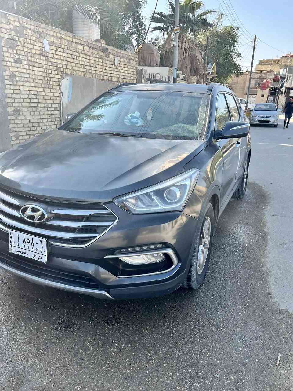 السلام عليكم سنتافي 2017 امريكي
رقم ذي قار بأسمي  محرك 2400 
ضربتها البنيد و الجاملغ الامامي الايسر تبديل السعر 155$ و بيها مجال بسيط 
 للتواصل ***********
