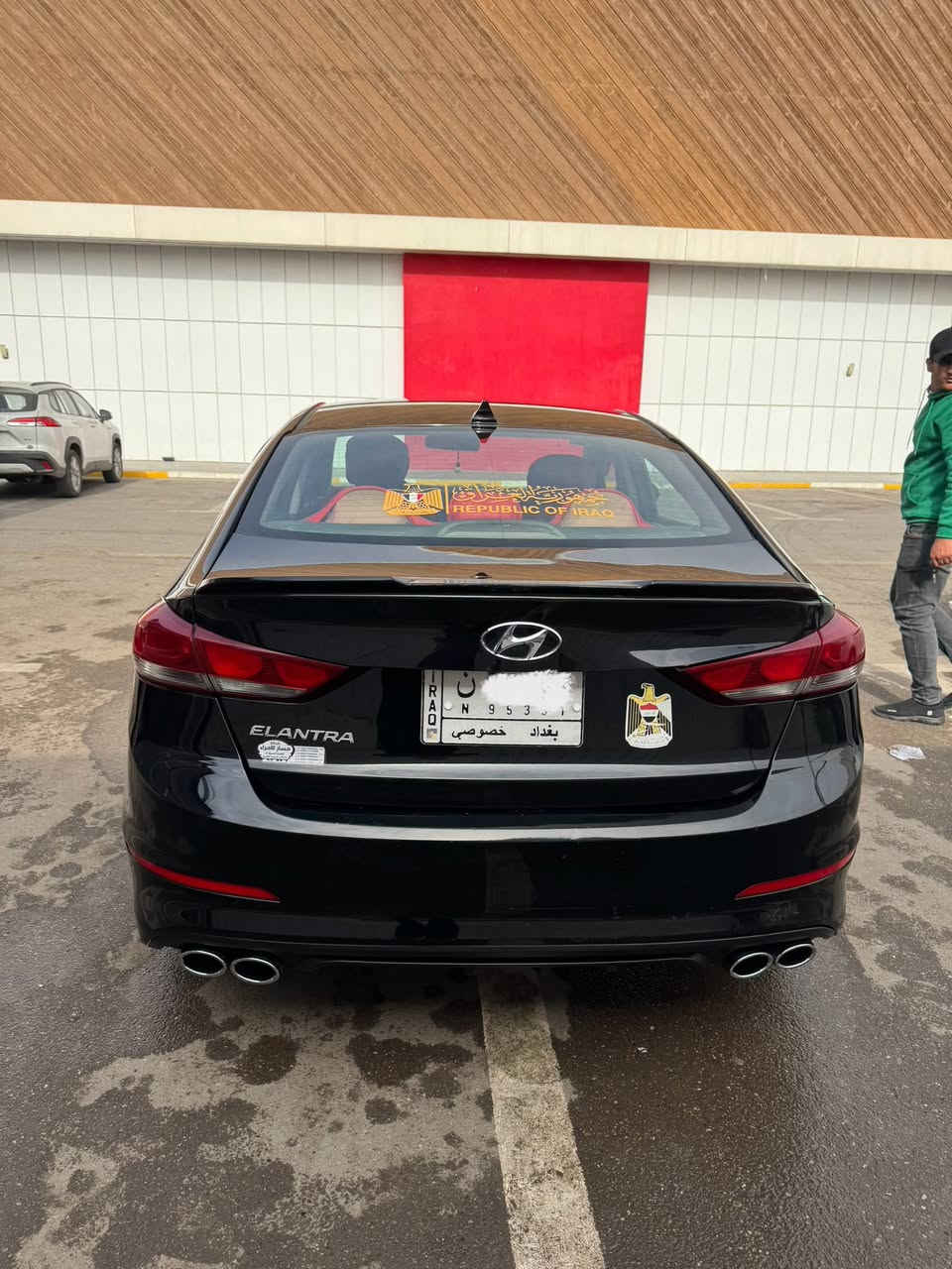 النترا 2018 وارد كندي
حادثه جاملغ وبنيد 
 بدون دواخل 
كاميرا دوارة
رادرات تحكم ستيرن
مانع تزحلق
بريكABS
تدفئه كشنات+ستيرن
تبريد ثلج 
محرك2000
كير AT
سونار والتقرير مًوجودات
سعر124وبيهه مجال
العنوان بغداد *********** +***********
