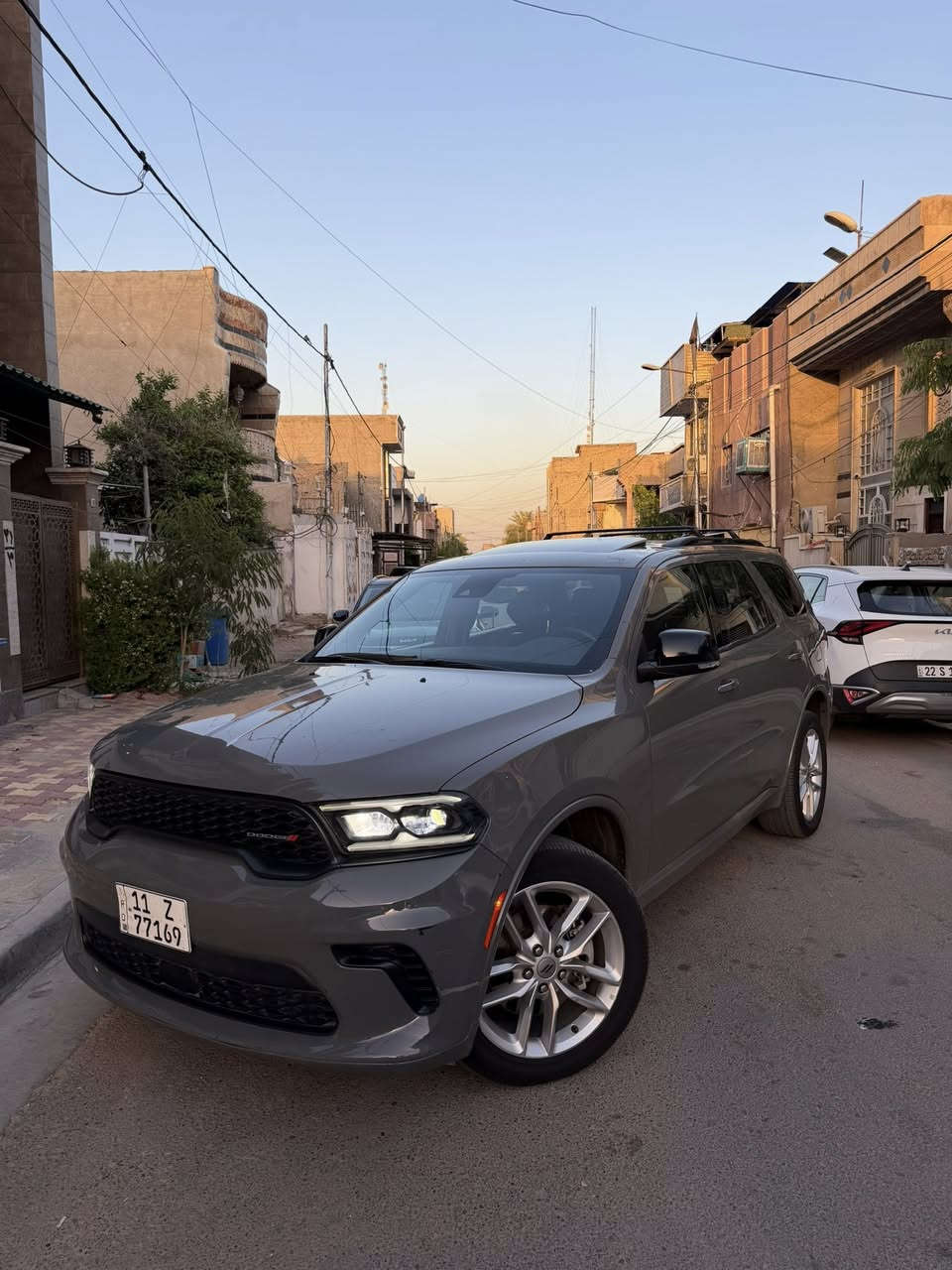 السلام عليكم 
دورنكو 2024 GT PLUS 
رقم بغداد بأسمي 
ماشية 38 ميل 
السيارة فوول للاخير راردات امامية خلفية جانبية 
محرك 6 سلندر 3600 
فتحة بصمة كشنات جلد تدفئة تبريد 
ما بيها نقص برغي 
كير محرك صدر تبريد كلة كفاله 
بجم كبس حادثة موضح بالمنشور 
فقط جاملغ خلفي نصة صبغ 
بابتين مبدلات نفس اللون 
لون مميز سمنتي 
سونار بالمنشور سيارة حلوة وعلى ايدي 
سعرهااا مناااسب   (238)   وبيهه مجال 
مكاني بغداد حي القاهرة 
***********
