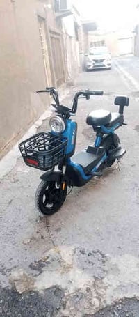 للبيع دراجه شحن حجم 14 نضيفه كلش بطاريات جدد بعدهن ماتعبانات تايرات جد...