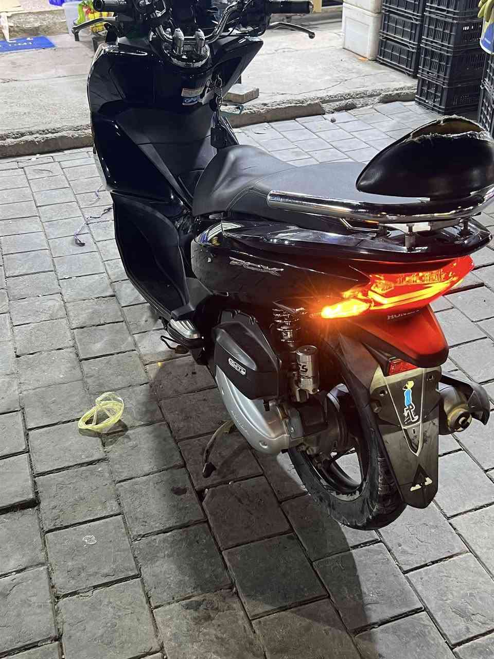 سلام عليكم بيسي اكس جيل ثاني للبيع دراجه رمبه حلوه ومرتبه ما ناقصهة شي ليريدهة يتصل ***********
