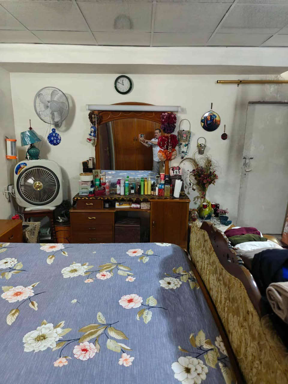 غرفة صاج عراقي 8 قطع ب600 قفل المكان بغداد الدورة لايوجد توصيل التواصل مع رقم حصرا ***********
