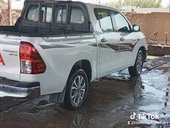 سلام عليكم هيلوكس البيع مديل 18 سعودي ام الدعاء مكفوله كفاله عامه رقم القادسيه بسمي ماشيه 160 كير عادي الستفسار ***********
