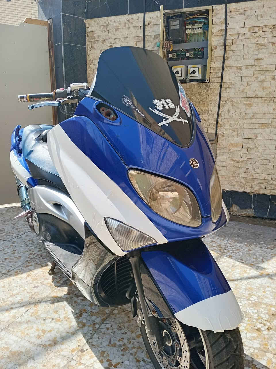كلج دهن رياضي
كلجات مالوسي أصلي 
صالنصه بروكس رياضي طرب
دوشمه رياضي 
سبايدر رياضي 
عنابير يدات و يدات بريك رياضي 
الدراجه كفاله كفاله عامه من كلشي
الدراجه شلعه اذا ما تبطنش بل تبليط و معدل 180 اني خسارلك 
دهن كله أمزويل بنزين كله محسن
ماشيه الدراجه 49 الف كيلو
( الدراجه نضافه 100/100 مال رمبه )
السعر 20 ورقه قفل مابيها مجال ابد ابد الي مو شراي لا يتصل عليه مكاني كاظميه
***********
