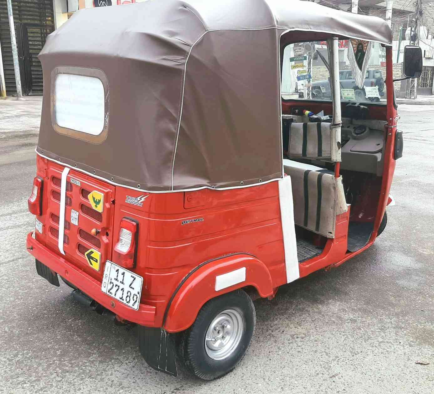 السلام عليكم تكتك 18 شهر 12 مكينة 20 كفالة مصبوغة جمالية رقم او سنوية تحويل ثاني يوم
العنوان مدينة الصدر 
رقم الهاتف ***********
