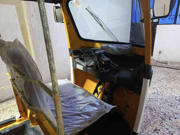 تكتك tvs موديل 2020 شهر 9 رقم أو سنوية بسمي تحويل ثاني يوم بيهة لغد مصبوغ سعرهة 5250مكاني بغداد العبيدي ‏‪***********‬‏
شباب مكلف بل نشر لحد يدزلي طلب لو يعلق 
مكلف بل نشر
