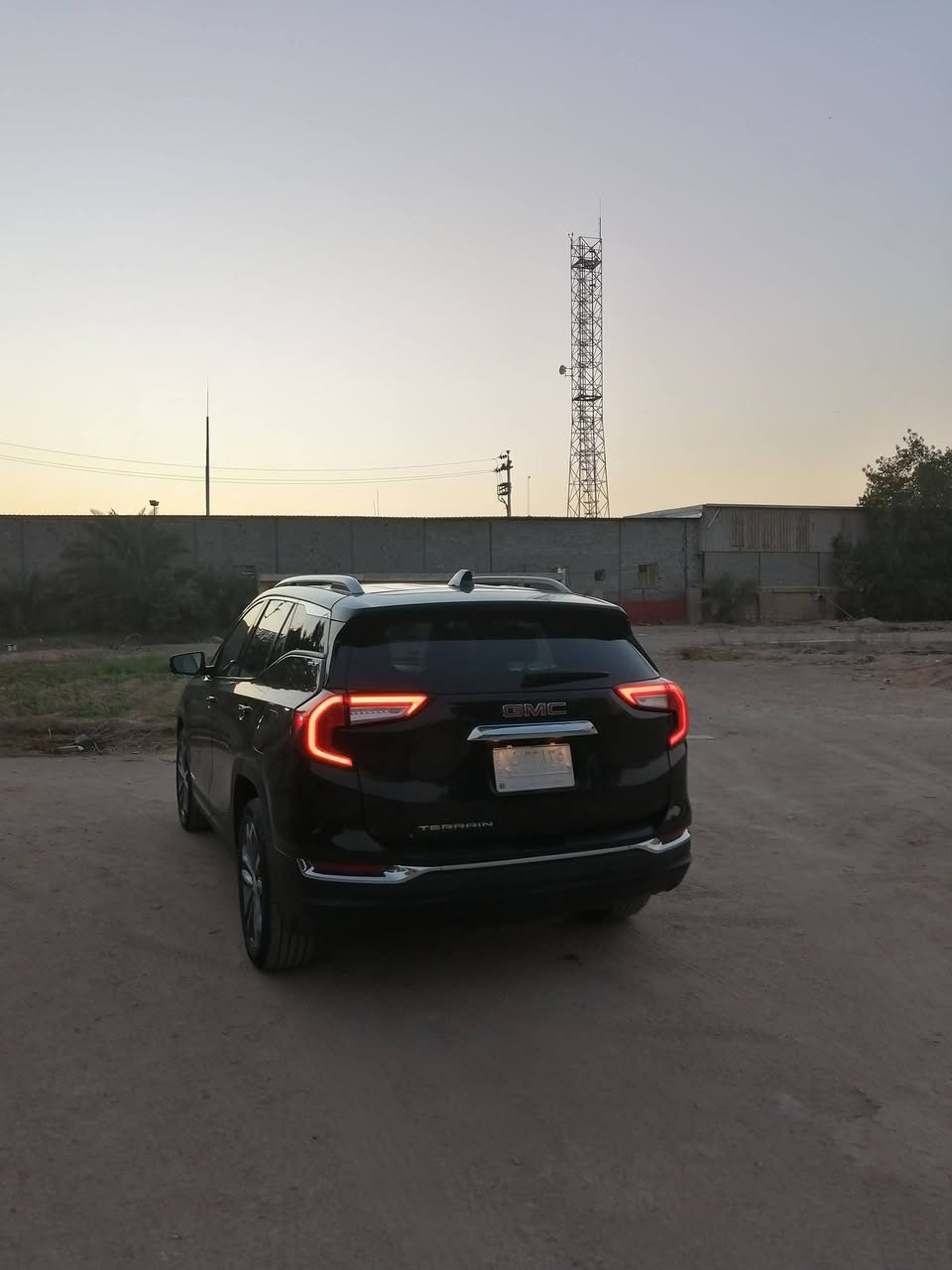 السلام عليكم GMC تيران 2022 للبيع السعر المطلوب 166 وبيها مجال صور ضررها مرفقة بالمنشور مكانها محافظة القادسية او النجف رقم الهاتف ***********
