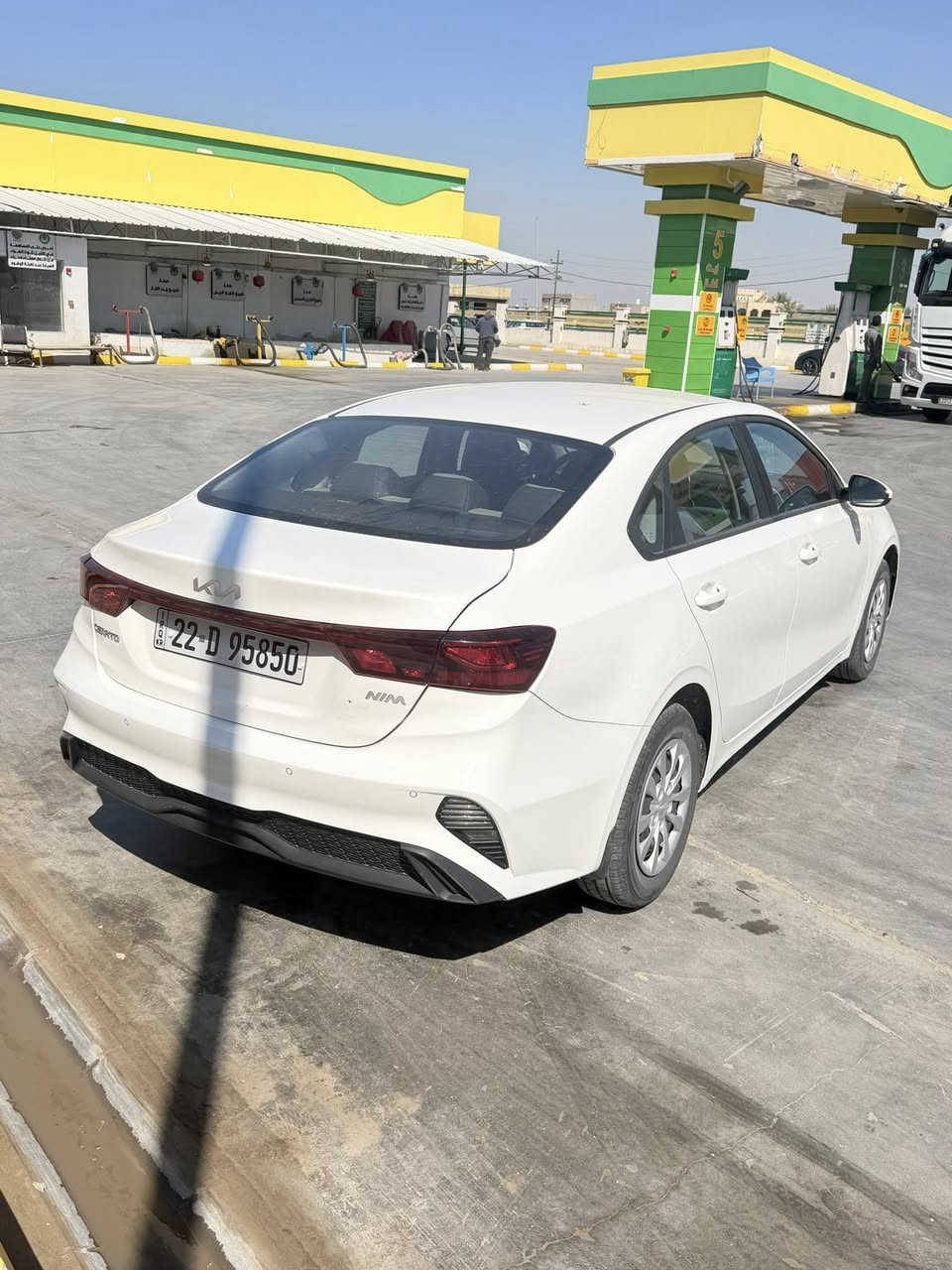 سلام عليكم 

سيراتو2024ماشيه 51الف 

سياره كفاله بيهه تكحيله بسيطه 

بل جنطه موجوده بل سونار 

باقي سياره كفاله مكان واسط 

الستفسار ***********//***********
