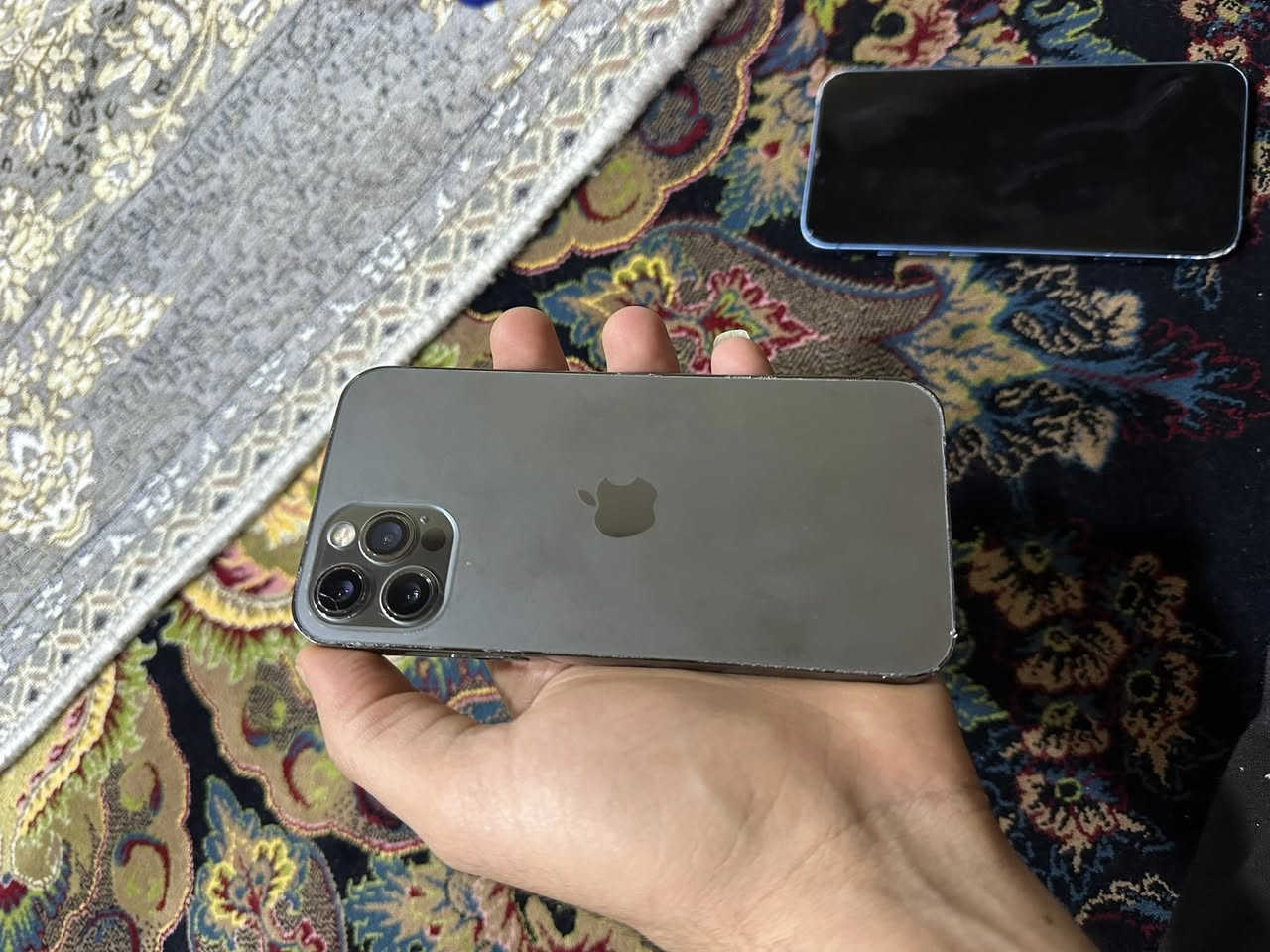 Iphone 12 pro 128gb 1 sim
شاشەی گوراوە بە gx
ایفای تیوتو ئەبری نازانم کیشەی جیە 
شوین کەلار گەیاندن هەیە 
١٨٠ هەزار


**إذا كنت صاحب هذا الإعلان وتريد حذفه لأي سبب، رجاءا أرسل رسالة إلى الدعم الفني**