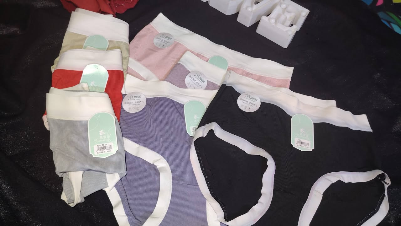 توفرت ملابس داخليه
لبسان قطني الأصلي شرط الفحص
الكابري الأصلي ابو الكرتون
ومتوفر سفنجه خفيفه ودبل
ومتوفر سيتات نوعيتين

وسوينه الكم عرض ع توصيل الأنبار الفين بدل 3 والمحافظات كلها 3 الاف بدل 5
رأوه الف والطلب الي يعبر 15 توصيل مجاني رأوه فقط


**إذا كنت صاحب هذا الإعلان وتريد حذفه لأي سبب، رجاءا أرسل رسالة إلى الدعم الفني**