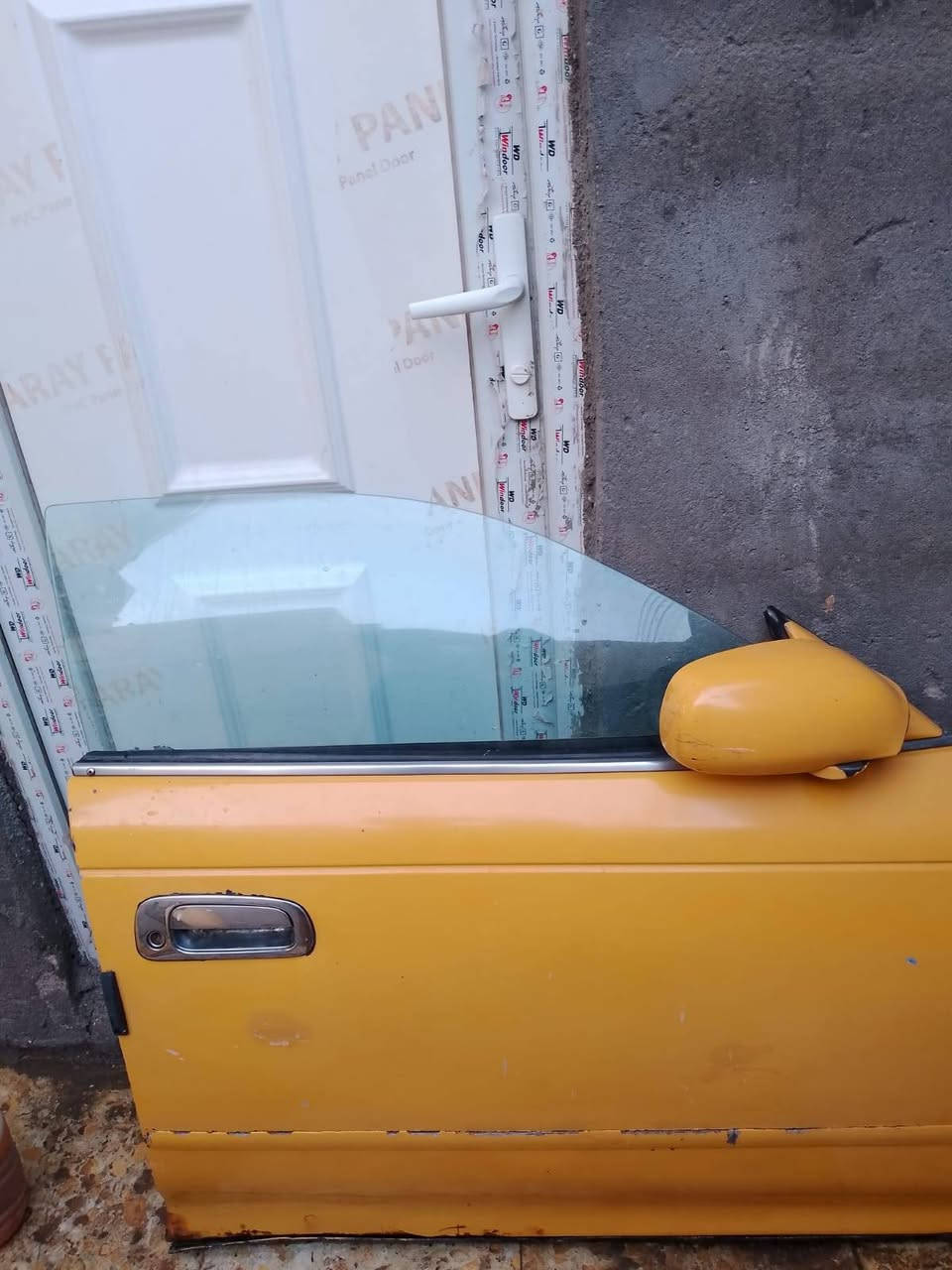 *********** العنوان البصره حي الزيتون مستعمل بس جديد مارك نفخ
