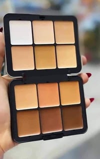 ميك اب فور ايفر • باليت كونتور • ١٢ تدرج