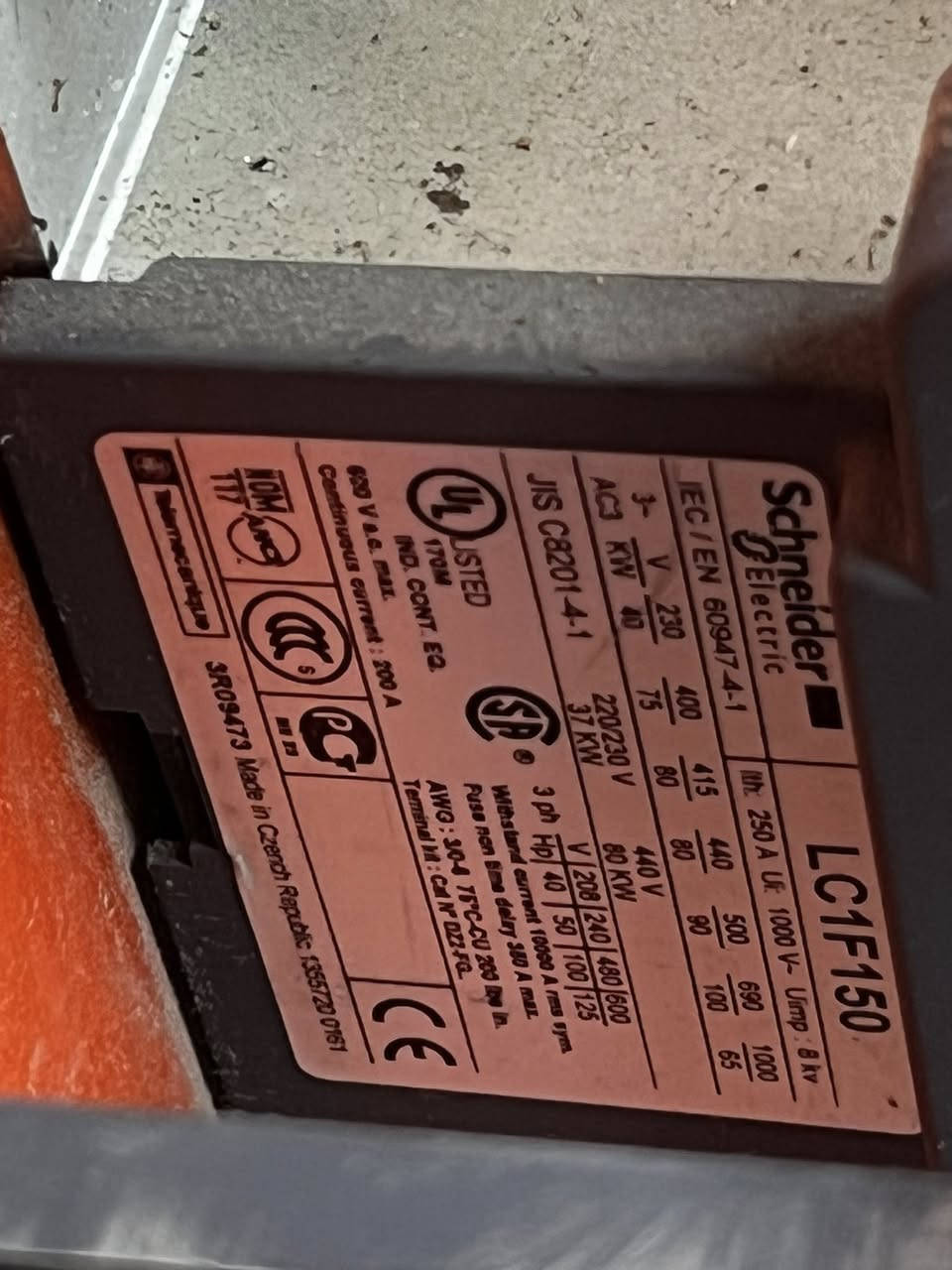 سلام عليكم بورد مع غراض جوزات فنار جديد ممستخدم فقط بورد مستخدم او  شغال كوندكرات جدد مع اوفر لود مكاني بغداد سبع ابكار


**إذا كنت صاحب هذا الإعلان وتريد حذفه لأي سبب، رجاءا أرسل رسالة إلى الدعم الفني**