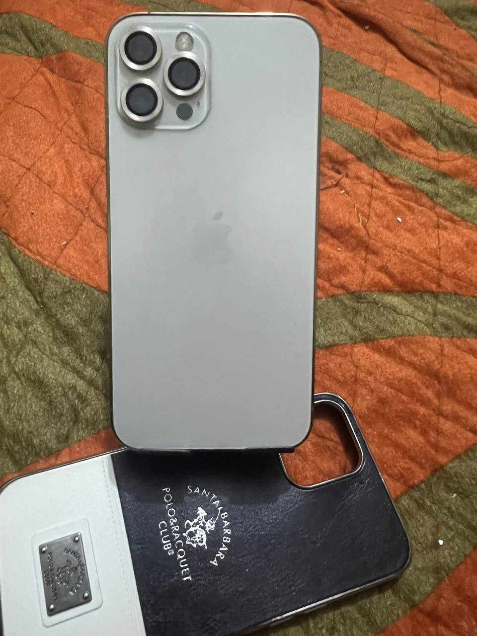 سلام عليكم من رخصه الادمن.                              ايفون12ابرو ماكس للبيع ذاكره265نموذجMتك سيم كارت اللون ذهببي                                                                   ملاحضه التلفون امبدل كامره اصليه مال تفصيخ والباقي كله مكفول نسبه البطاريه 80‎%‎الجهاز كله شغال تكنيك اتصال شحنه كلش حلوو بدون ملحقات مكاني كربلاء *********** السعر 425وبيه مجال
