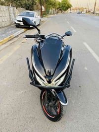 PCX 150 ياباني السلام عليكم pcx محرك ١٥٠ للبيع او مرواس ب بطح ياباني د...