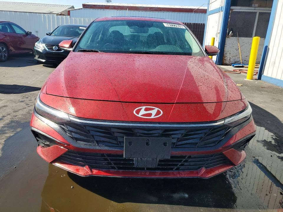 مزاد يوم  الخميس المصادف 23/7
🚘 نوع السياره: هونداي النترا 

🔹️الحادث / الضرر : كما موضح بالصوره
🔹️الموديل:2025 
4 سلندر 2.0 
⚠️ علما هذا نموذج بسيط من السيارات التي تعرض في المزاد يومياً 
- نوفر لكم شراء السيارات مباشرة من مزاد كوبارات و IAA الامريكي باسعار تنافسية
للاستفسار الاتصال على الرقم
*********** 

قناة التيكتوك :
https://www.tiktok.com/@user1150952051981?_r=1&_t=ZS-98280XQiO6W
