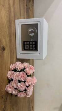 لۆک لۆک لۆک  قاسە لەناو پاکەت بەکۆد بە کلیل ئیشەکات چەن عەدەدێک بەردەس...