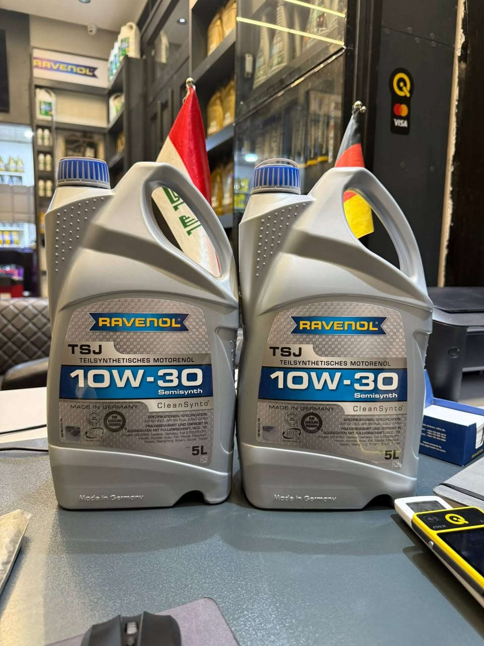 ✨
يا هلا بيكم عند "محمد" لزيوت وفلاتر السيارات. جبنالكم ماركة RAVENOL العالمية اللي تضمن لك راحة البال وصوت محرك هادئ وعمر طويل.
لا تضحي بمحرك سيارتك، اختار الأصلي وأنت مطمن.
📌 زورونا في: الشطرة - الحولي - قرب حسينية نبي الرحمة.
📞 للاستفسار: ***********
