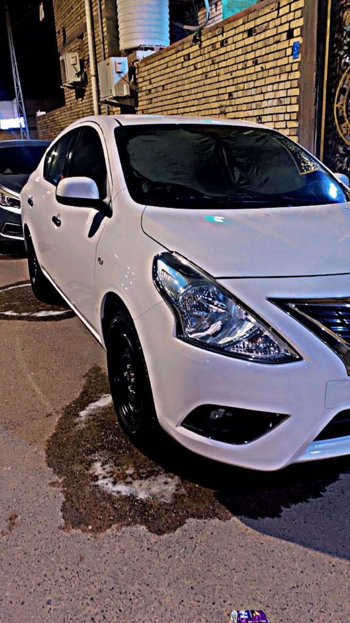 نيسان صني هندي موديل 24  ماشيه ٤٠ الف بيها بارد بطرف الصندوك   *********** البصرة, العراق
