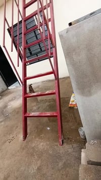 معمل وحدادة القمة الفنية 07734078002 ابواب شبابيك بلاستك 07517793819  ...