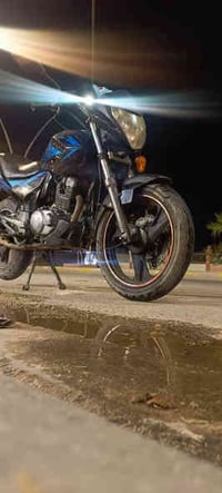 دراجة دايوان محركها 200 ما مسجلة دراجة مناقصها شي تشغل وتطلع  سعرها 70...