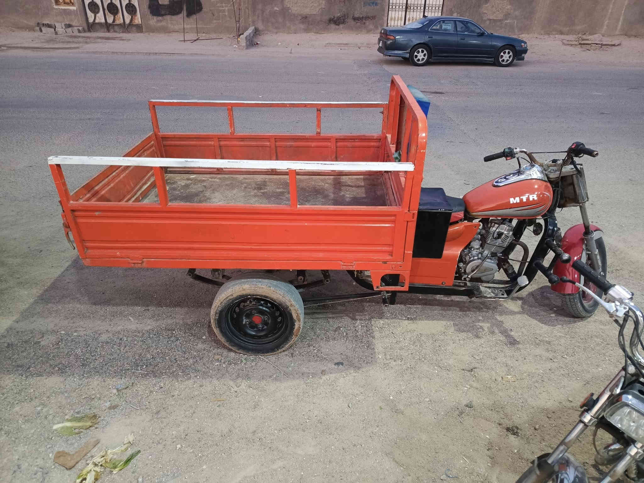 ستوته ام تي ار ادوات ومكفوله من السرقه نضيفه كلش اكسن لطش جديد محرك نضيف كهربائيات كلها شغاله نكره سلف السعر 800 وبيها مجال قليل مكاني خور الزبير وهذا رقمي ***********
